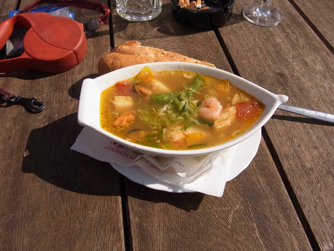 447305110 Fischsuppe von Gosch